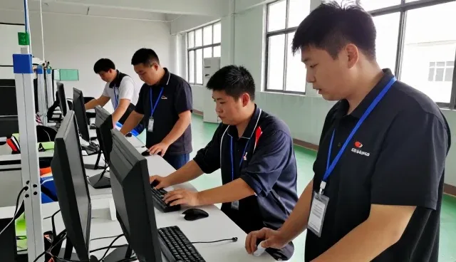 管理咨询帮助客户实现商务目标